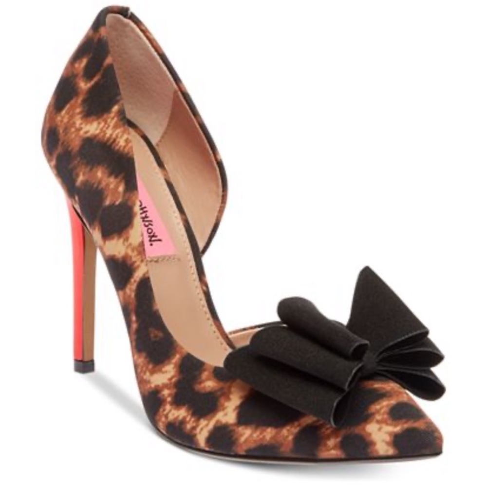 Betsey Johnson Prince leopard evening Heels Size 9